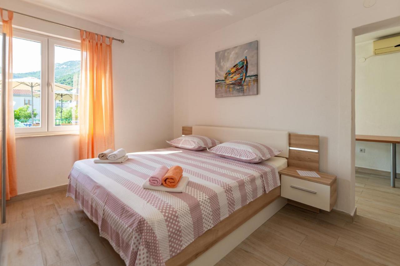 Navis Sea View Apartment With Pool Makarska Zewnętrze zdjęcie