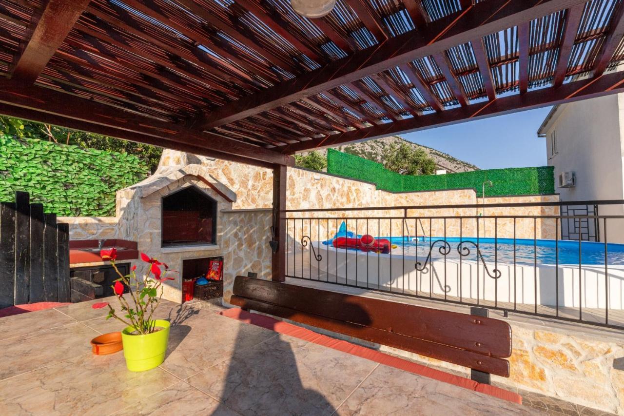 Navis Sea View Apartment With Pool Makarska Zewnętrze zdjęcie